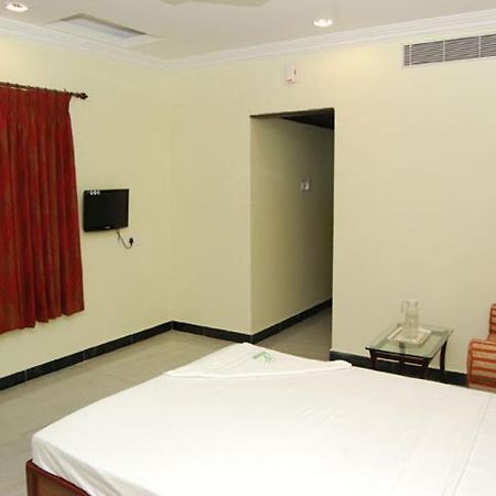 Shri Perumal Inn Puduččéri Pokoj fotografie